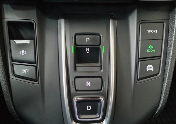 Honda CR-V cena 127900 przebieg: 62000, rok produkcji 2019 z Kuźnia Raciborska małe 631